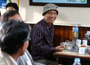 마이팜제약 홍보대사에 만화가 허영만씨 