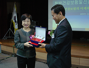 안명옥 의원 "한의학은 매우 과학적인 학문"
