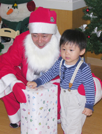 "고대 안암병원 손창성 병원장 산타 되다"
