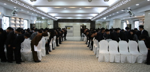 동성, "새시대 새동성, 전진하자 미래로"

