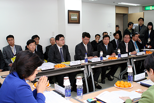 "식약청, 식품 사고 늑장대처로 국민불신"