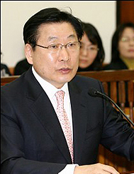 벼랑 끝 몰린 김성이 후보자, 기사회생 하나