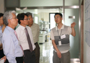 녹십자 '포스터데이'…R&D 과제 한눈에

