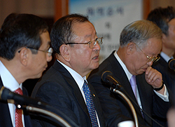 의원·약국, '사업용계좌' 개설 수월해진다