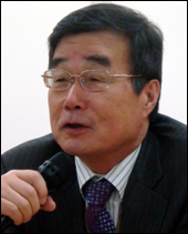 "노인 본인부담금, 소득별 차등 인상해야"