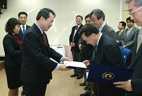 보건전문가 33인, 건보 발전 '사활' 