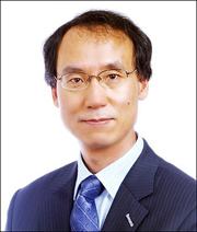 "환자위해 민간보험·영리병원 고려해야"