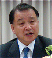 "의약품 3자물류 도입땐 과다약제비 억제"