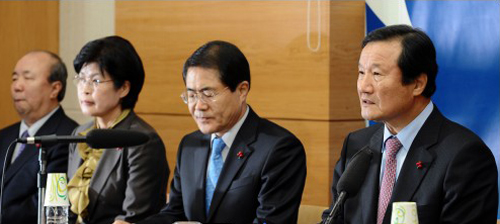 리베이트 전방위 압박…의료산업화 '충돌'