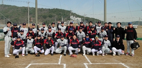 부천시약-동아 야구단, 친선경기로 화합