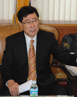 도협 "회비 차등화 반대 수용, 개선안 제시"