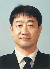 이원보 前 감사 "애꾸눈 의협, 집단적 린치"