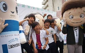 한독, '크레오신 티' 여드름 치료 캠페인 진행