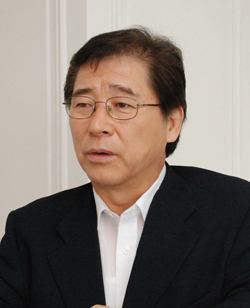 "유통일원화 폐지, 국가적 망신…서울총회 포기"