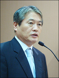 "국내 보건의료, 진보-보수간 진검승부 상황"