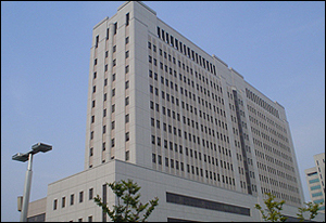 병원건물 1층 근린시설에 약국개설 시도 '물거품'