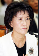 "보고의무 위반 과태료 없애더라도 벌금 유지돼야"
