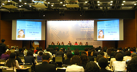 "의료체계 확립 등 질 향상, 포괄적 접근해야"