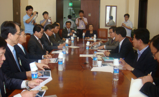 제약협회, "약가인하로 어렵다" 민주당에 하소연