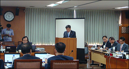 "약가 일괄인하 정책 우려"…여야가 따로 없었다