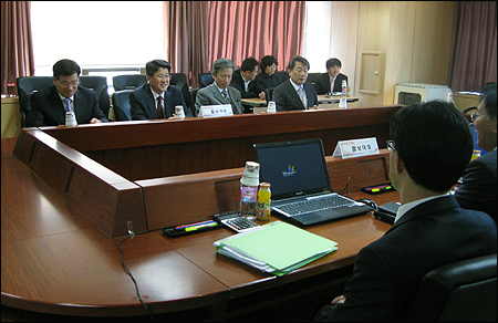 공단, "1%대 수가인상"…병협 "3.5% 이하 수용 못해"