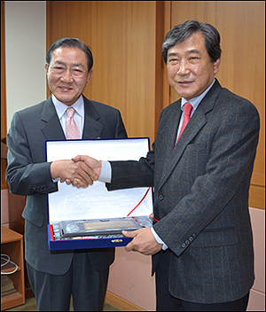 도매협회 황치엽 신임 회장 24일부터 회무 돌입
