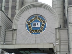 웃으며 시작했다 얼굴 붉히며 끝낸 '전략적 제휴' 