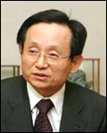 대표이사 유임 릴레이…"제약, CEO 안 바꾼다"