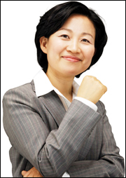 약사 김미희씨 성남중원 공천...신상진 의원과 한판