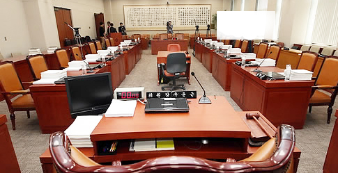 복지부 "약사법 무산 안타깝다"…약사들 "사필귀정"