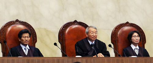 "응급성·유효성·환자동의 충족시 임의비급여 합법"