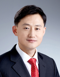 민주당 신임 보좌진협의회장에 윤재관 보좌관