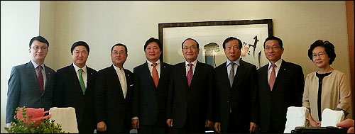 의약단체장 "수가, 기업 임금인상률 정도는 올려야"