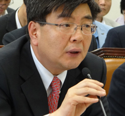 복지부 국정감사 "검토하고 보완하고 조사하고…"
