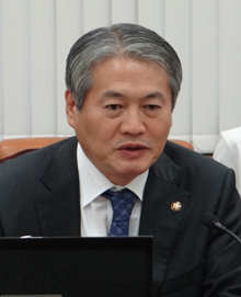 "저출산 시대 산부인과·소아과 수가 대폭 인상해야"