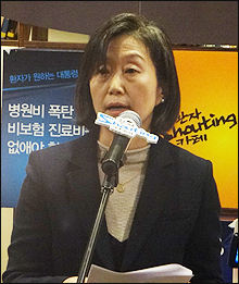 문재인·안철수 부인들이 대신 전한 보건의료공약은?