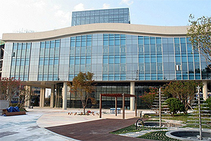 입찰 붙은 정부세종청사 약국 월 임대료는 얼마?