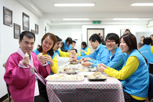 JW중외, 소외이웃과 함께하는 봉사활동 전개