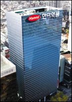 한미약품, 1분기 매출 1703억원…영업이익 흑전