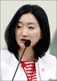 "건보증 부정사용액 5년간 38억…복지부 고발 전무"