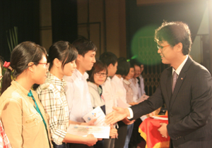 CJ, 글로벌 진출 교두보 베트남 민심잡기 나서
