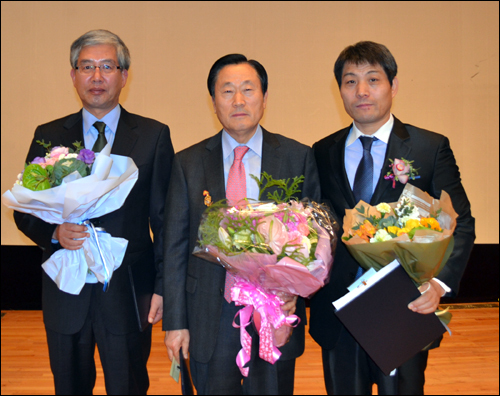 남양 신남수 대표, 약의 날 기념식서 대통령 표창