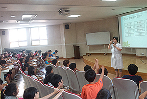 내가 회원이라고요? 약사 민간단체 '건문사' 논란