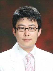 일동, 의사 출신 김승수 씨 마케팅실장으로 영입