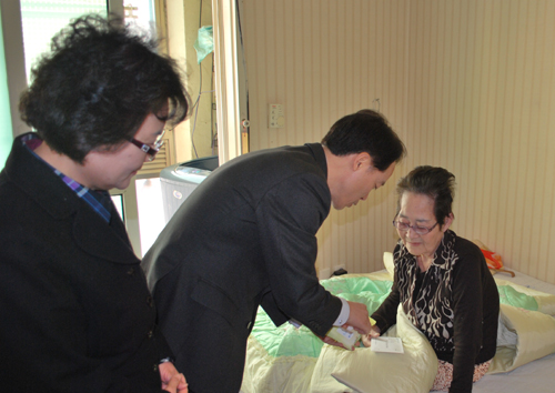 심평원 광주지원, 설 맞아 독거노인·조손가정 위로