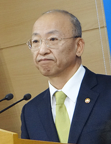 "의사 여러분들은 10일 진료에 전념해 주십시오"