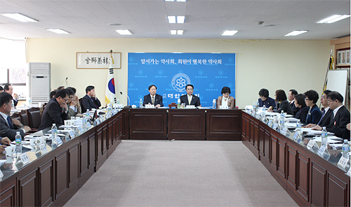 PM2000 손배소송에 약사회비 1억6천만원 지출