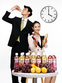 JW중외제약, 포도당 기능성 음료 '4PM' 출시