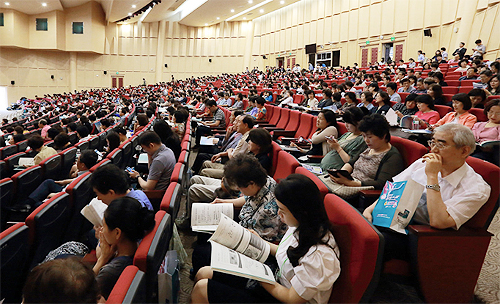 6개월 이상 약국에 근무했다면 8시간 교육 필수
