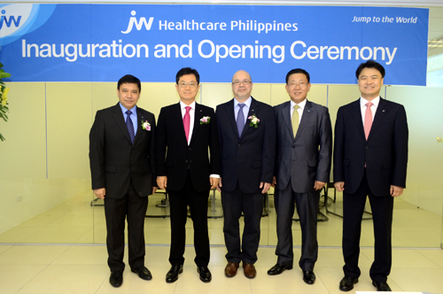 JW중외그룹, 필리핀 지사 설립